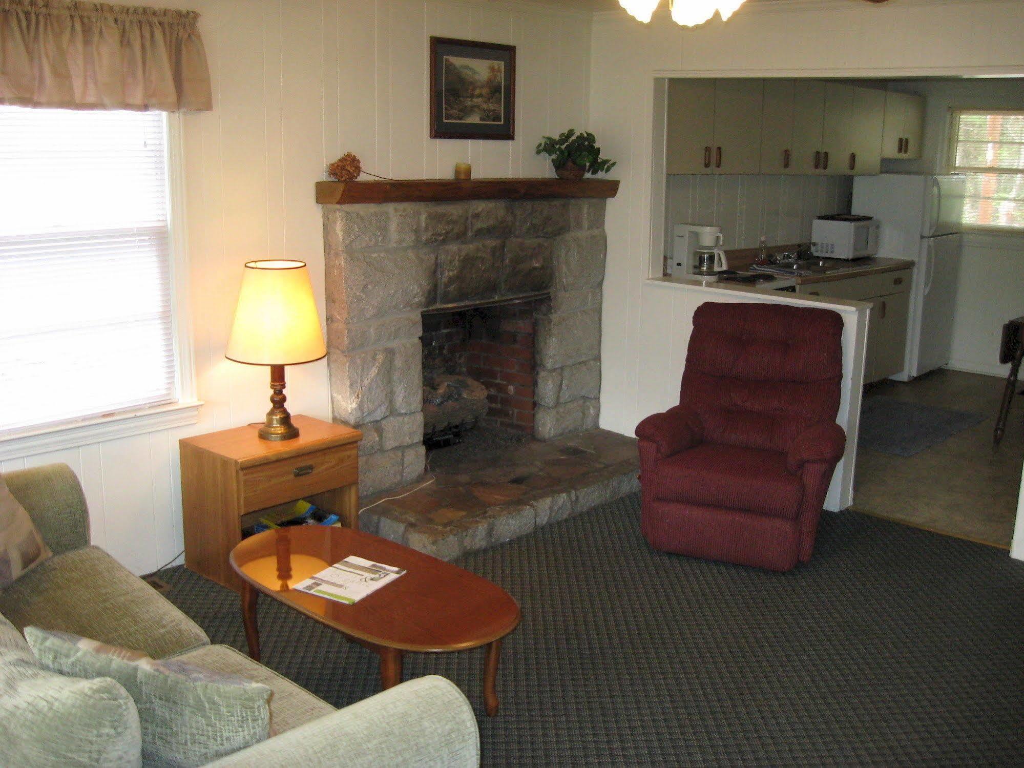Mill House Lodge Flat Rock Exteriör bild